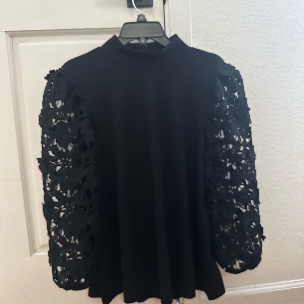Chico Elegant Black Lace Sleeve Top - Picture 5 of 6